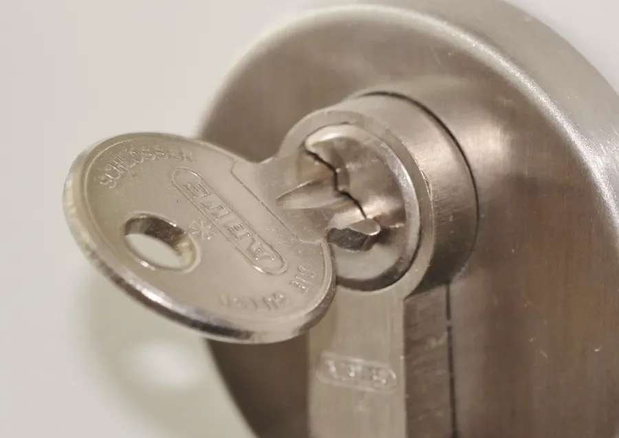 Key inserted in a door lock cylinder – when the key turns but your uPVC door won't open in Runcorn, Locksmith Runcorn guide